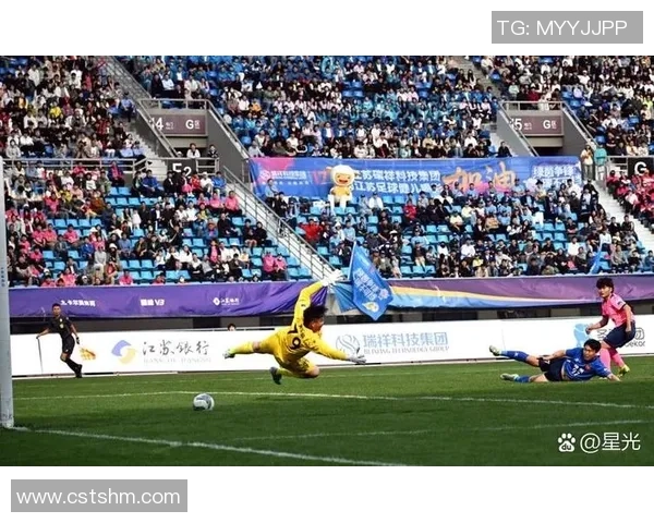 大前锋球星纵横绿茵场激情对决展现无敌射门艺术