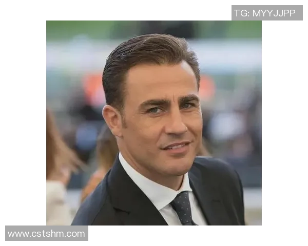 曾经的足球巨星转型为教练 他能带领球队走向辉煌吗