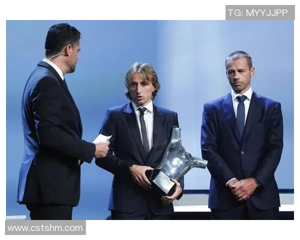 聚焦绿茵传奇探寻英国著名足球明星的荣耀与奋斗之路